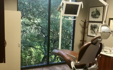 Dental treatment room